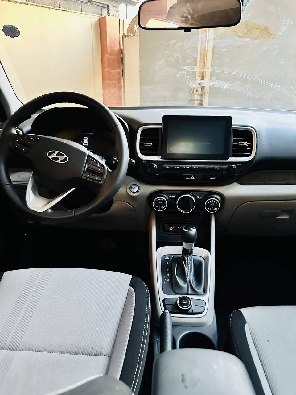 سلام عليكم
للبيع
هونداي فينو
موديل 2025
المواصفات
بصمة
سلايد روف (فتحة)
شاشة كبيرة
رادارات جانبية
رادار امامي
حساسات
تحديد مسار
تحكمات ستيرن
تبريد شاشة
داخل لونين
ضرر بنيد فقط
ارباك ستيرن
ماشية 5 الاف زيرو
وضع الشركة
السعر: 135 وبيها مجال قليل
للاستفسار: ***********
