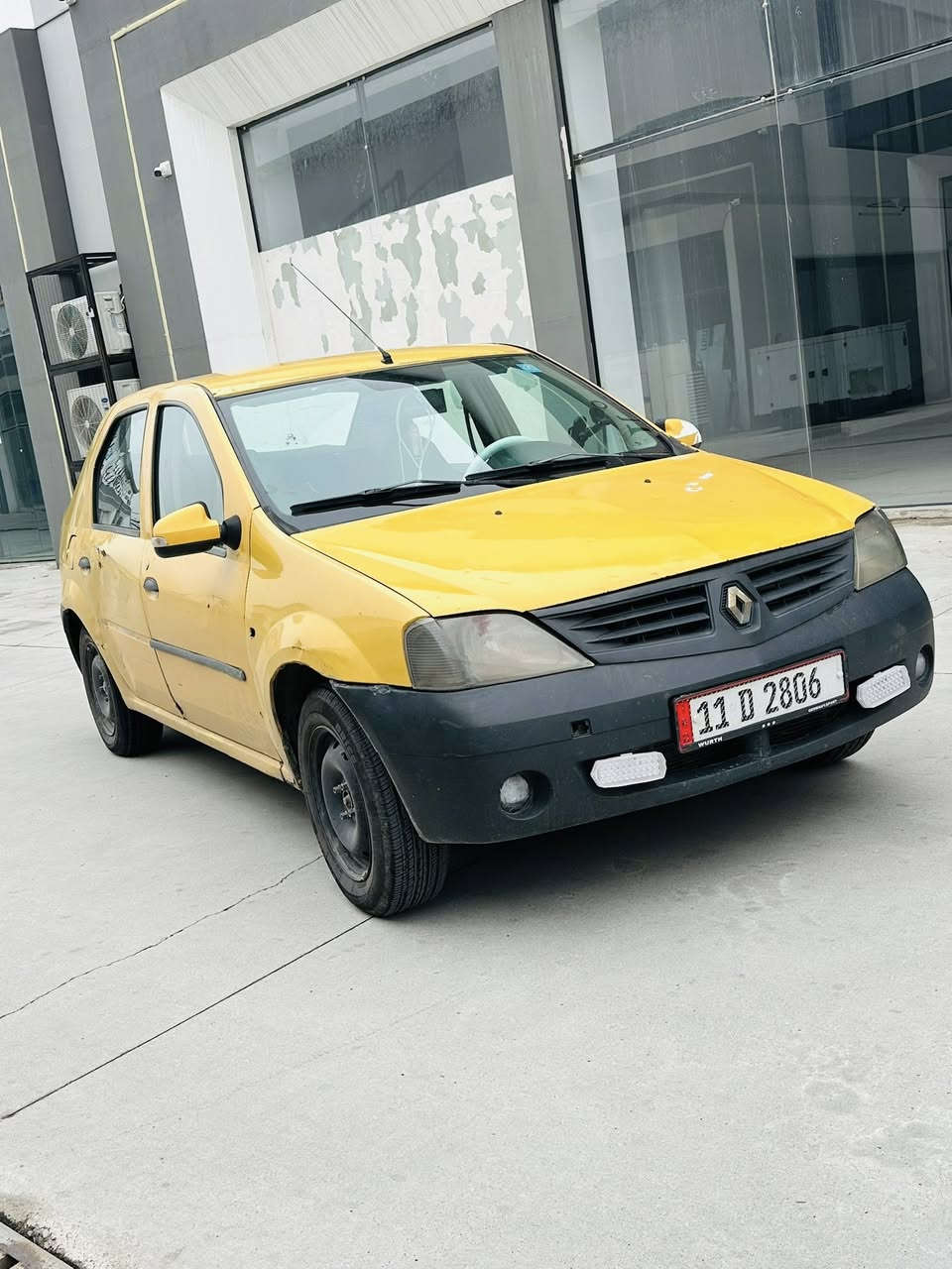 رينو لوكان 2010
رقم بغداد دولي بأسمي السنوية 
هيئة وغرامات صفر 
كابون بانزين بيها 
طخم تايرات جديد 
صدر السيارة امامي وخلفي جديد طكه 
طخم درايم شفتات جديد 
كير ومحرك شرط 
السياره جاهزة ومال رزق 

السعر:32 وبيها مجال للطيبين 

اسيا ***********
كورك *********** 

اخوان الخاص مغلق اتصل وتدلل
