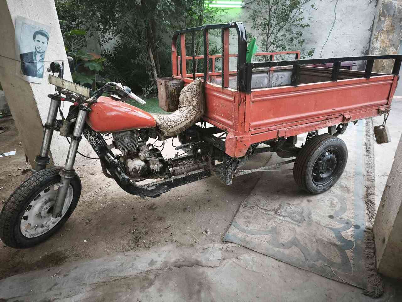 سلام عليكم ستوته اوراقه ضايعه اتكفلك عشاير  للبيع اكسن لطش وتايرات سايبه جوبلس وتاير كدام مال بطه جوبلس جدد عوزه تلحيضات ودشلي مال الهندر مسحوگ يراد دشلي بس لستوته شغاله تشتغل دفعه  لسعر 450الف وبيه مجال قليل   واذا اكو مراوس حسب القناعه مكاني الزبير طريق سفوان مقابل لبترو رقم واتساب ***********
