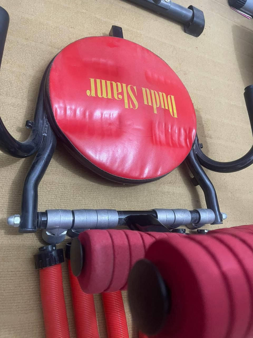 أجهزه رياضيه تشمل:بايسكل ماركة اوبتكال وجهاز دودو سليمر للتنحيف مما موضح وأي استفسار يرجى مراسلة الصفحه 
محافظة النجف


**إذا كنت صاحب هذا الإعلان وتريد حذفه لأي سبب، رجاءا أرسل رسالة إلى الدعم الفني**