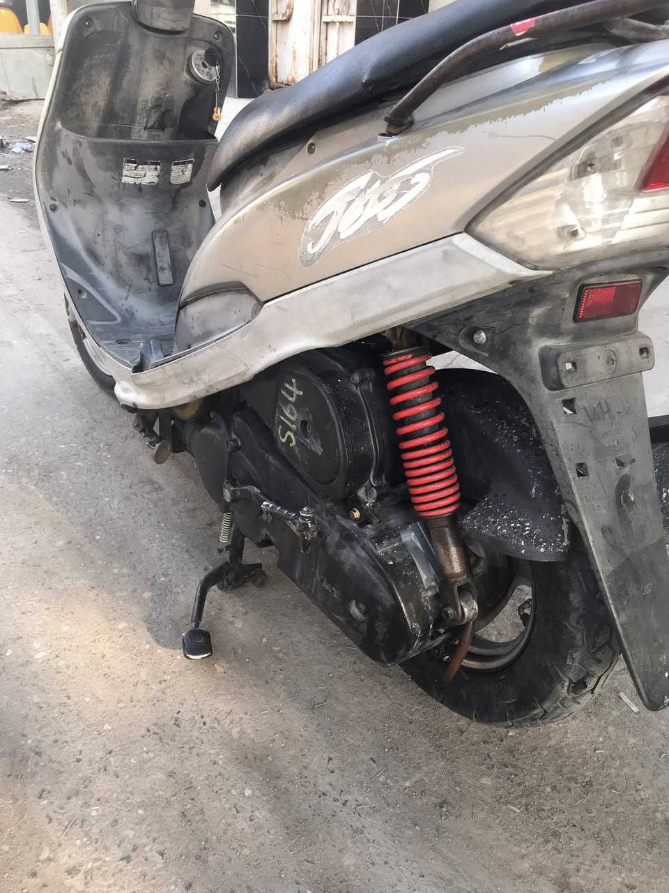 ماكس قجمه مفتوحه بوشه بلاد 49للبيع 575 دراجه حلوه خير من الله كفراته اصليه مختمه كهربيات شغاله مكان حيانيه***********
