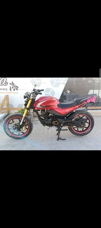 دراجه دايوان فرخ بطح للبيع مكانها الدوره البعيثه كلشي مابيها جاهزه اور...