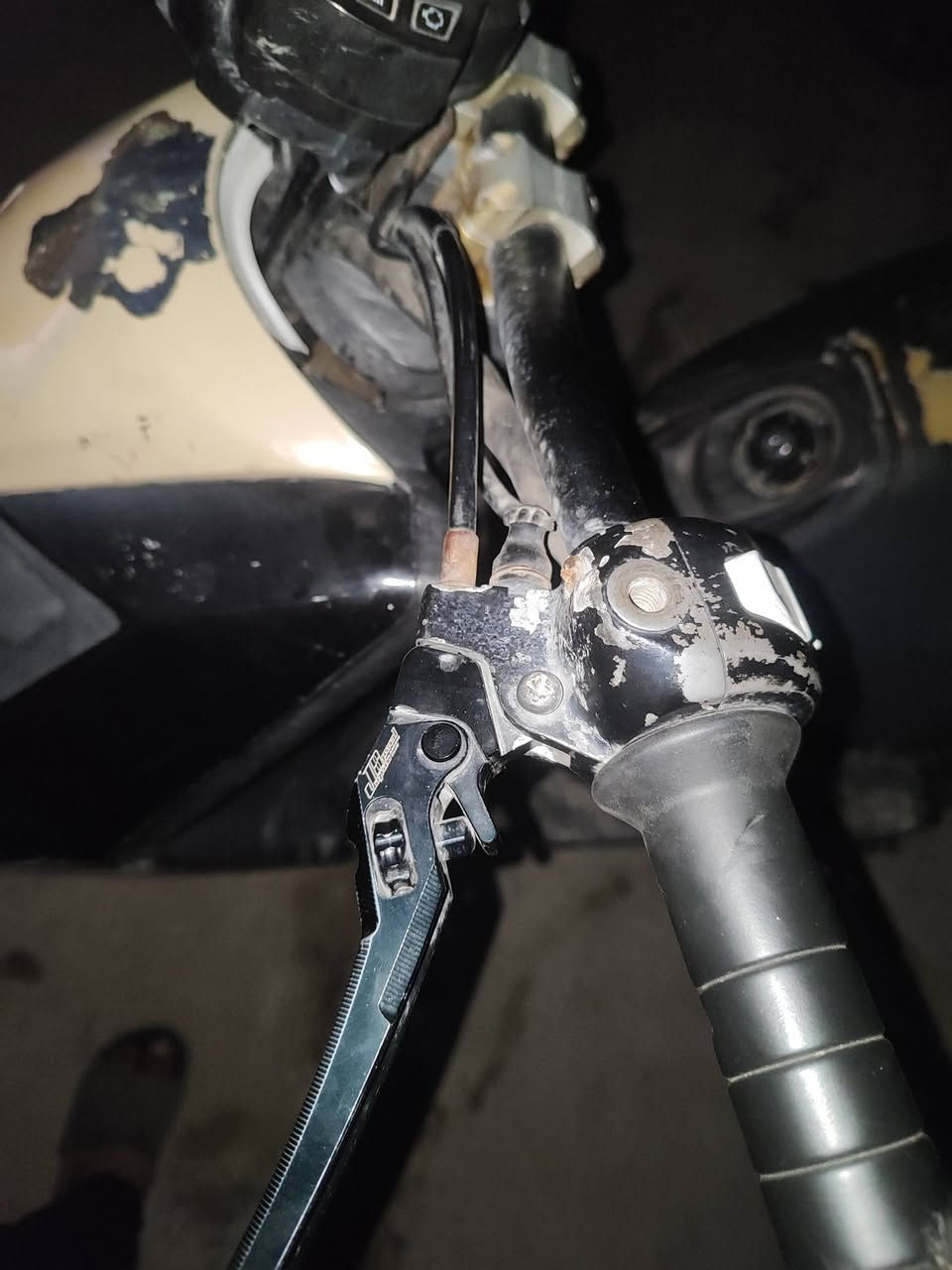 سلام عليكم محرك مكفواله دراجة مو ديل 2013 مزاله ربه قبل 2سنتين وهاي كدامكم دراجه تزويد هوه بيه يعني ما شاده هوه اصلي بيه محرك 58 وكلجات رياضي بيه غراض كله صلي بيه دراجه يراد اله ترتيب هذا مو جوده سعر قفل 500 مكاني بغداد حي الجهاد ‏‪0776 841 6500‬‏
