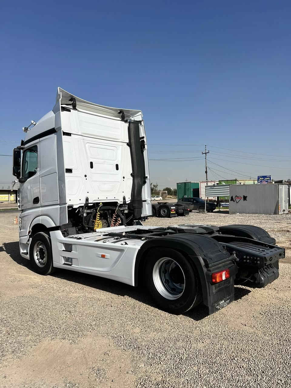 موديل 2016 كاتي
حجم 1845
فول مواصفات تبريد رتايدر ثلاجه كاميره حساس 
سعر 300 $ بيه مجال 
معرض حجي رمضان أربيل كلك 
***********
***********
