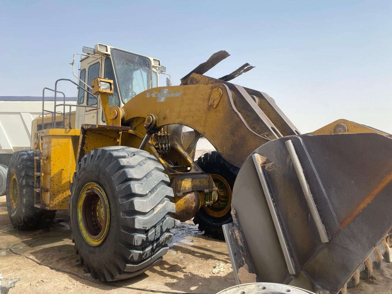 شفل 97 للبيع جاهز وبالشغل البصرة الزبير السعر ٢٥٠  ***********
