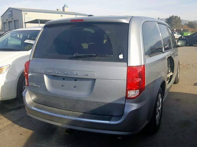 دوج كرافان 2019 
Dodge Caravan 2019 SE

آخر 3 صور هي الآن

ماشية 60 الف ميل
ستة سليندر 3600
المواصفات عادية
المكان كربلاء 
***********
اتصل او راسلني

