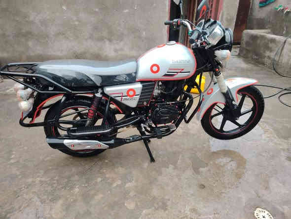 دراجه دايوان 20 البيع مكفوله كفاله عامه اوراق اصولي ما بيه اي نقص المكان واسط ناحيت  الدجيلي اني مكلف بلنشر السعر عل رقم الهاتف ***********
