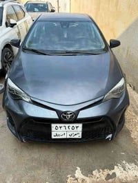 كورلا وارد امريكي  للبيع  موديل ٢٠١٨ السياره  دعاميه اماميه ضرره وشويه...