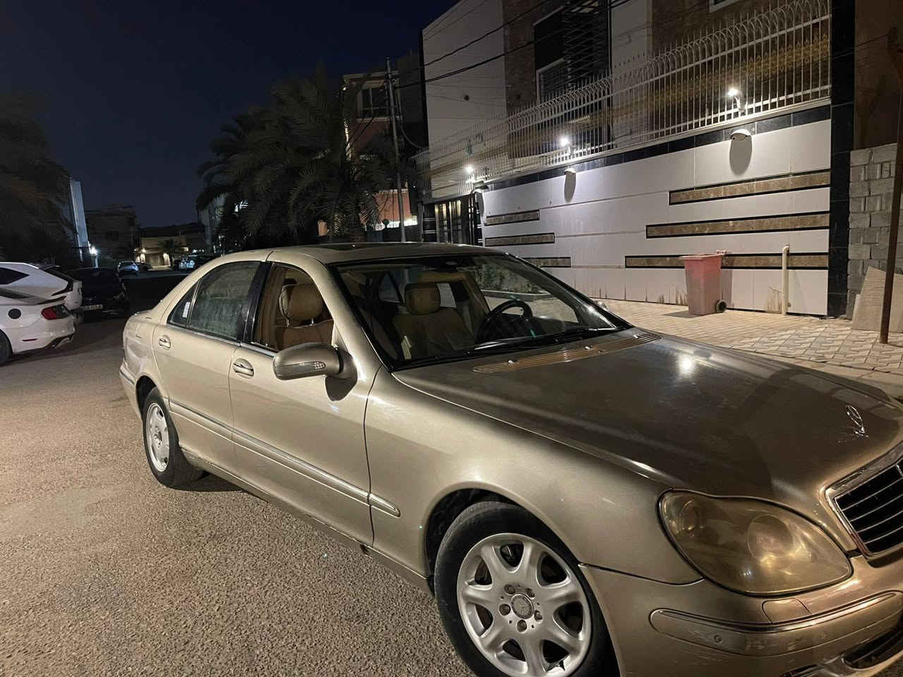 سياره موديل 1999
رقم بغداد خصوصي بسمي كبل تحويل سنويه جديده رقم انكليزي 
حاله سياره متوسطه مائله الى ممتازه 
رقم تواصل ***********
السعر 88 ورقه و بيه مجال 
موقع النجف اشرف
