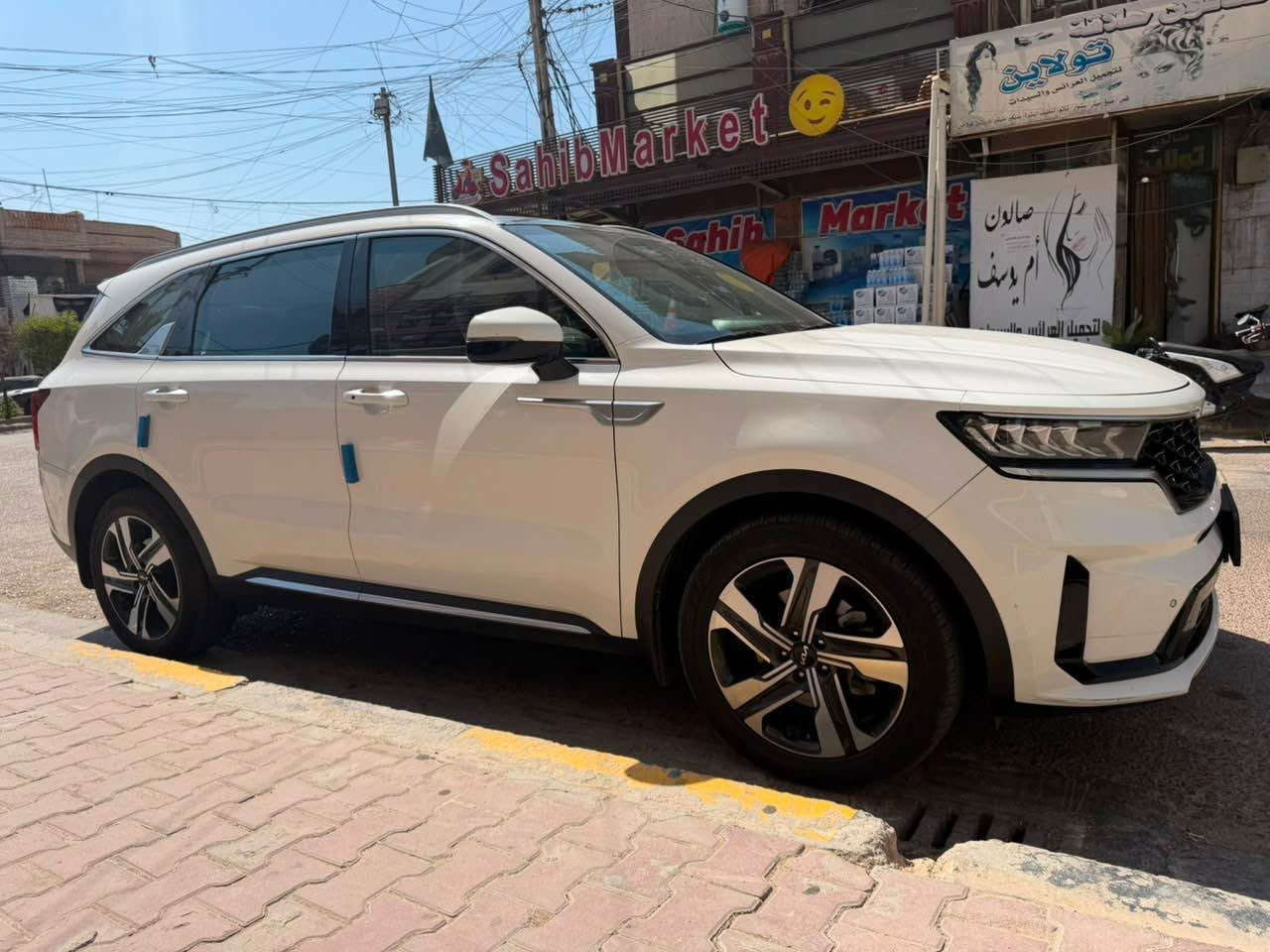 2023 Kia Cerato · Hatchback · المسافة المقطوعة: 110000 كم

سلام عليكم 
كيا سورنتو موديل 2023 6 سلندر خليجي ماشيه 110 كم
بدون لا ضربه ولا صبغ بيها رصعات ثنين فقط 
مواصفات 
بانوراما 
كراسي كهرباء 
بصمه
بانوراما
رقم سليمانيه
مكان السياره جكوك شارع حسينيه قمر بني هاشم
السعر 260 وبيه مجال
الاتصال ***********
واتس موجود بغداد, العراق
