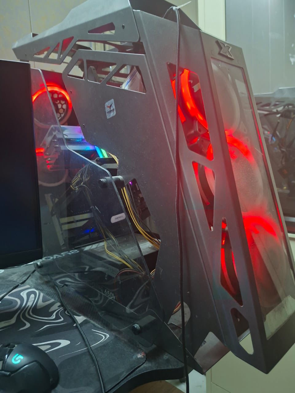 السلام عليكم تجميعه مرتبه ونظيفة للبيع
مواصفاتها:

ً

Case Zeus (5 Fans Rgb control) 

I5 9600K

مبرد هوائي rgb 

Abconcore white ct407w

MB MSI Tomahawk ATX z390

Ram 16 2*8 T-Force RGB

ssd 128 laxer

HDD 1t  blue 7200

RTX 2070 Super Pny 8GB 

PowerSuplay 650W thermaltelk

Pci wi-fi 6G

للاستفسار خاص رجائا فقط للجادين


**إذا كنت صاحب هذا الإعلان وتريد حذفه لأي سبب، رجاءا أرسل رسالة إلى الدعم الفني**