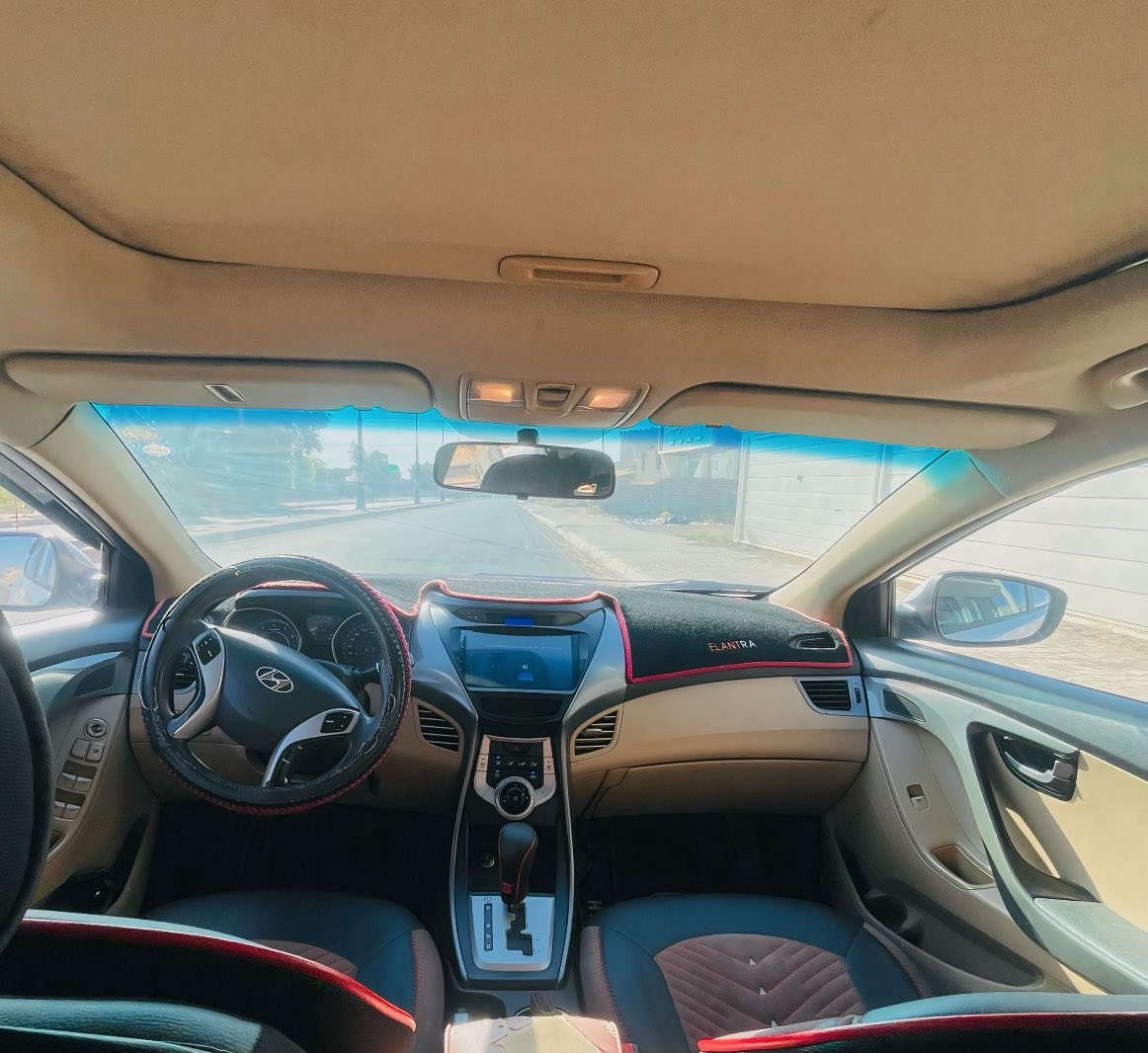 السلام عليكم ...
هونداي النترا مضلع وارد خليجي كلين
الموديل 2013 
الون ابيض ثلجي 
مكفوله من كلشي
مكينه 1600دوش لاصرف لاصوت لابخار
مواصفات:
داخل عسلي
شاشه ايباد
مدخل اواكس
بلاجكتور
كشن جك 
ارضيه جلد
اشاره بالمري
قفل سرعه
تحكم مري جانبي 
فتحة سقف (تنته )
كير/محرك/تخم تاير/صدر /تبريد/تدفئه/كهربائيات/باتري/دوشمه
كلها جديده وبشرط رقم سليمانية دولي الجديد شرط التحويل والغرامات سنويه جديده 
السيارة بأسمي واني الشرعي 
السعر١٢٠ $ 
ترهم مراوس بكامري او كورلا حديث فقط
عنوان السياره صلاح الدين -الشرقاط-بعاجة
الاتصال***********
