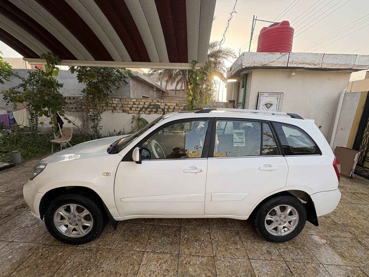 تيگو 2013 مكينه ومنظومه كير جدد حداديه وتخم تايرات جدد السياره جاهزه رقم انكليزي جديد سنويه ل2030 بأسمي بيها مكانات صبغ السعر 58 وبيها مجال للتواصل ***********
