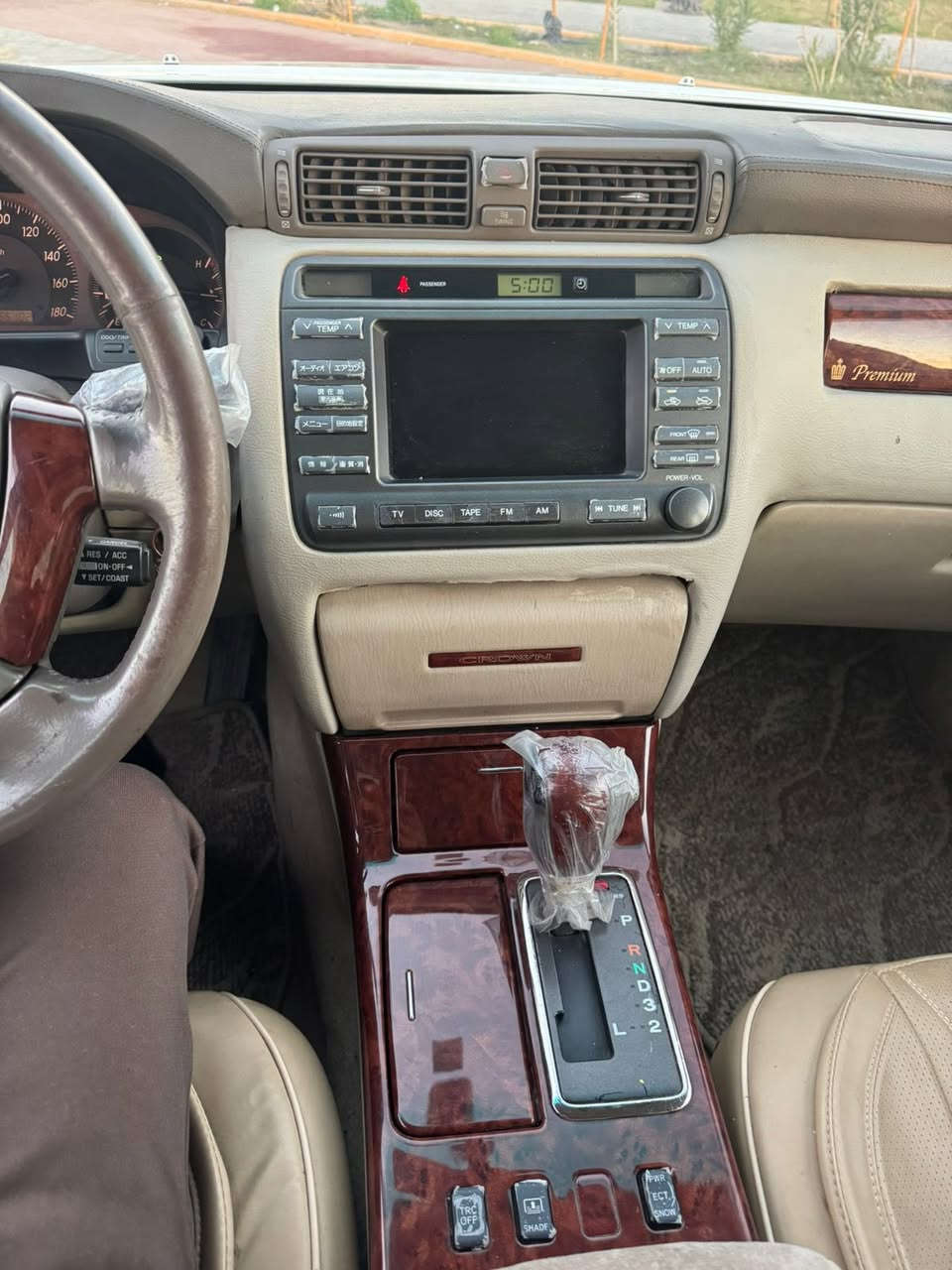 جنون    2002لبيع 3 دكم برده خلفيه بلاد ديفور الجبير كرستال اصل خضراوي  كشنات  4 كهرباء رقم بصره تسجيل جديد تحويل بنفس ليوم مناقصها شي جاهزه من كلشي تايرات جدد تخم ***********ستر165
