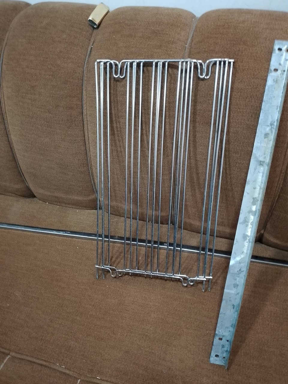 تم تجديد طباخ كريازي وصيانة بل كامل فديوات تبين مراحل ما قبل العمل وبعده .....عندك عطل بل طباخ اتصل وات ساب ونجيك للبيت صيانة موقعية لا تتعب وتودي وجيب المكان ابو دشير *********** وات ساب ابو مرتضى
