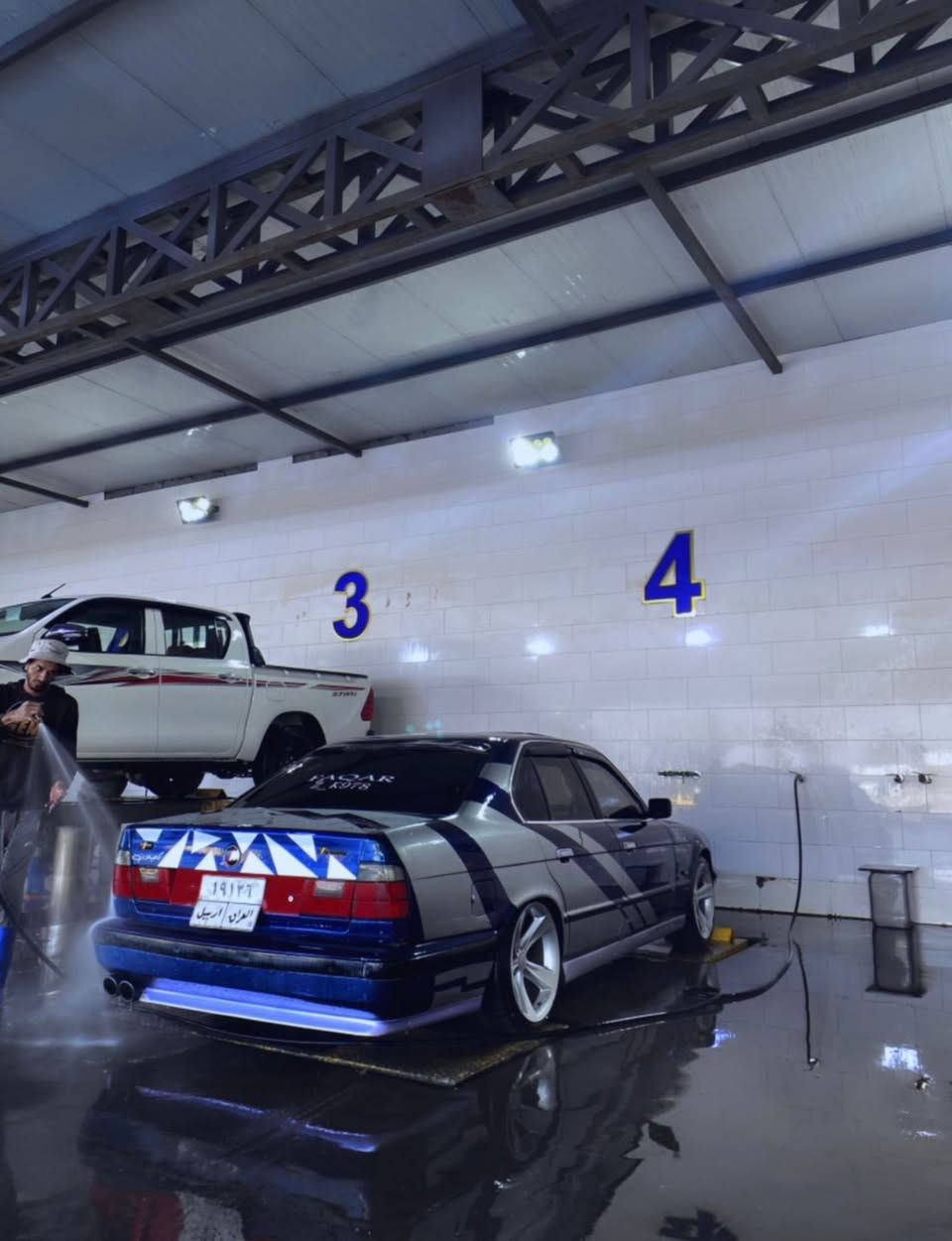 للبيع 1991/525
كير عادي 
مكينه وكير مكفلات
حداديه اماميه خلفيه جديده
صبغ جماليه بدون ضربه
تخم تاير 
ويل هامان
تبريد شغال
سياره مبرمجه طلقات
سياره معروضه 58وبيها مجال
الاستفسار***********
