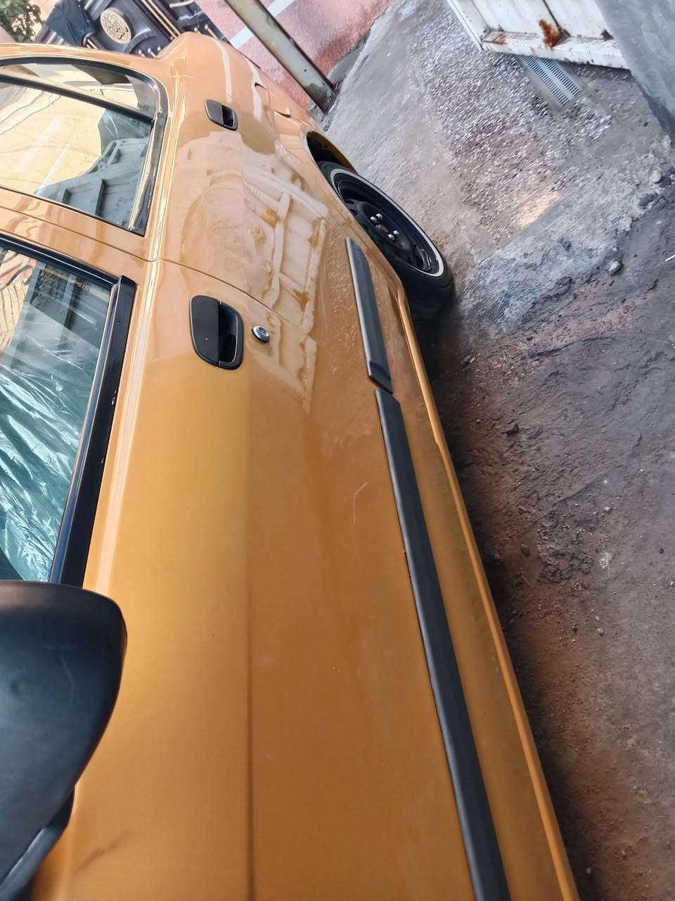 طيبه موديل 2016 سياره كلش حلوه بدون صبغ مكاني بغداد ***********
