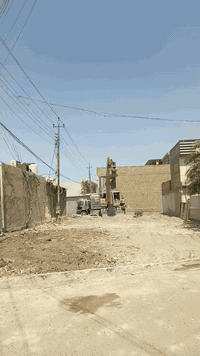 مستعدون لهدم  الدور والبنايات ورفع الانقاض وقطع البيوت المشتركه فرش جلمود و السبيس وحدل الأرض رش نفط اسود في بغداد  هاتف *********** ابوحسن
ب انسب انسب  الأسعار
