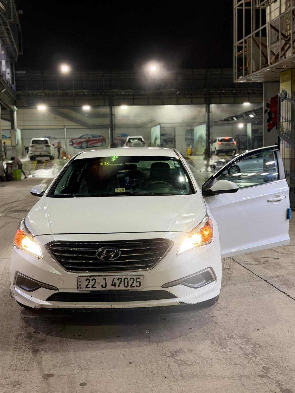 سوناتا 2016 امريكي للبيع
السلام عليكم 
سيارة سوناتا موديل 2016 وارد امريكي محرك GDI حادثها جاملغ امامي الصفحه اليمنه وبنيد فقط  السنويه بأسمي تنتهي بـ2028 السياره نظيفه السعر 130 وبيها مجال بسيط للاستفسار *********** اتصال فقط
