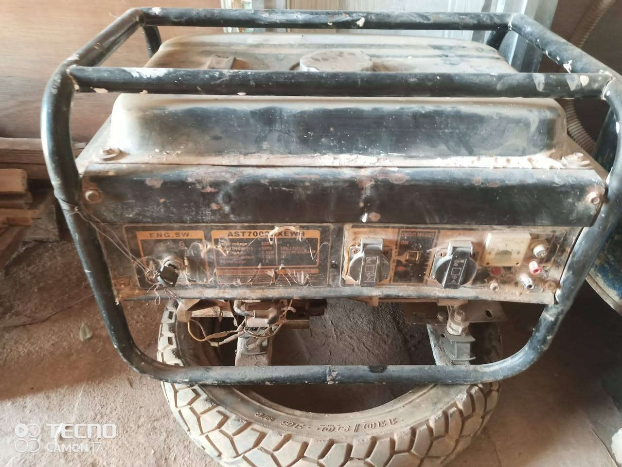 غراض للبيع كلمن وسعره وبيهن مجال
وهذه رقمي *********** بي واتساب
