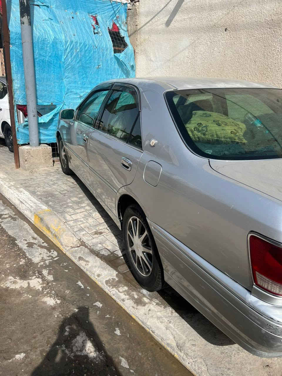 سياره جنون موديل 2002
نظيف مكينه تبريد و حداديه كلشي جديد 
عنوان بصره حي الحسين ع 
سياره باسمي سعر  133 بيه مجال 
الاستفسار ***********
واتساب نفس رقم موجود
