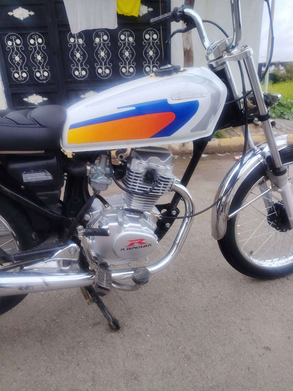 السلام عليكم دراجه للبيع مكفول من كلشي 2025 تعمير شراي اتصال
*********** لوتي 🩴 (600بي مجال) شاصي رفيع
