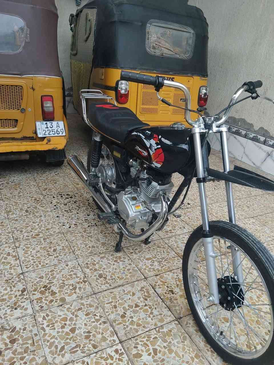 دراجه البيع سيجي ام الحربه تعمير جديد صاله 25يوم من تعمرت بدون وراق سعره 775قفل ***********
