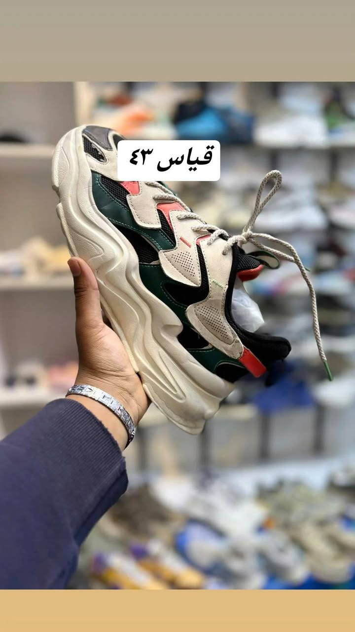 عررررررض بمناسبة العيد
♦️      10. الف.     ♦️
الامين الثانيه شارع الأرامل مجاور فلافل فالح ابو العمبه *********** كريم الشويلي
