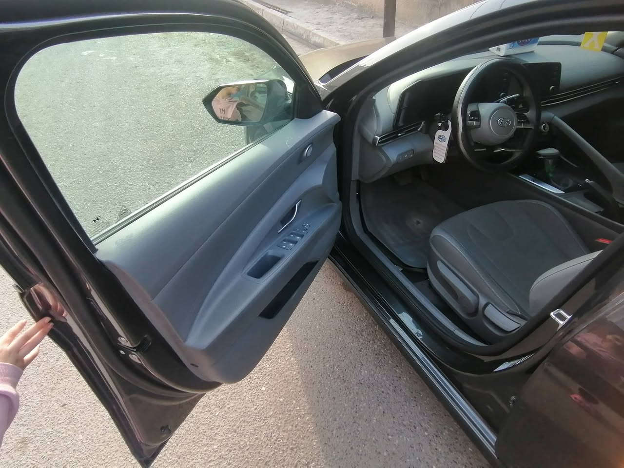 اخوان النتره موديل ٢٣ حادث بنيد مبدل قطرت صبغ ما بيه ماشيه ٧ الاف  بدو شاصي ولا لغد  السعر  65  (***********) ابو علي
