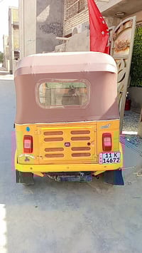 تكتك للبيع 20شهر 12كشر كفالة  كلش نضيفة مكاني الأمين الثانية  السعر خا...