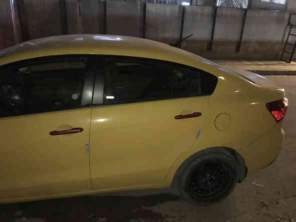 السلام عليكم أخوان عندي كيا ريو2015 رقم بغداد بأسمي مكينه gdi 1600 السياره تخم تاير جديد  تخم نوزل تخم بلك فيتبم كلها جدد  السياره صافيه ونضيفه  عندي حداديتها نص عمر  السياره بيها طخطخات خفيفه مكينه كير خير من الله   السعر ٧٥ وبيها مجال ومكاني بغداد البياع وهذا الأرقام ***********  هذه الارقم بيهم واتساب ***********
