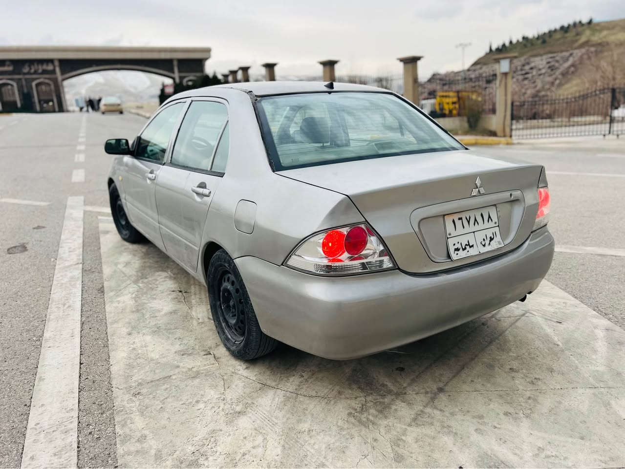 سعري  66$مه عامه له ***********
لانسر اوتوماتيك مه كينه گه وره موديل 2007 نوقساني هيچ نيه هه موو گياني به شرت بيشو پشتي كه پسه شانو سه قفي بوياخي نيه من به كامل اي فروشم ده رگاي سايه ك كه ميك ده عمه هيچي تر نا سه نه وي ساليكه به سه رچوه به شه رتي ته حويللو غرامه پيشو دواي داگيراوه بئ ته قه و ره قه يه له سليمانيم سعري  66$ مه عامه له السليمانية, العراق
