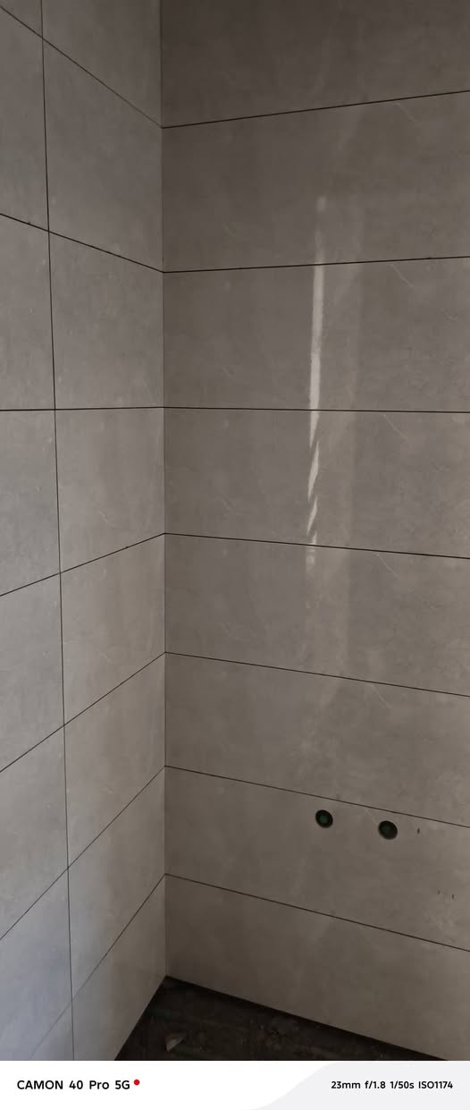 ئامادەین بۆ دانانی کاشی بەشێواز
(عێراقی ، ئێرانی ، کلکیم )
 عەرزی ، دیوار ، پایە دەرەج  بە ئەزمونی 18 ساڵ کاری باشو نایاب
***********
