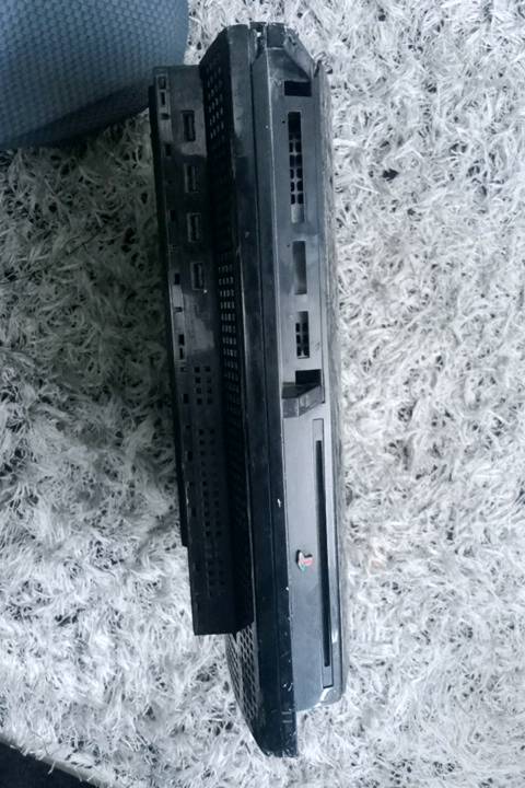 كوم حديد انته حضك اني تاركه شهرين 
 مكاني بغداد رستميه قرب بغداد جديده
