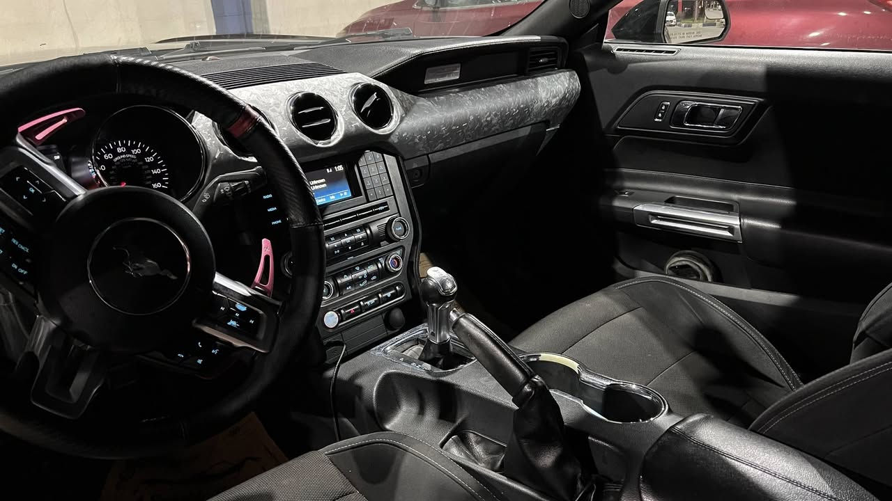 السلام عليكم
موستنك 2016  V6 
مواصفات الـ6 معروفة 
قطع صبغ جاملغين امامي وبونيد مبدلات وصابغهم جديد
كير مكينة شرط 

باسمي سيارة 
السعر 135
مكاني اربيل 
***********
