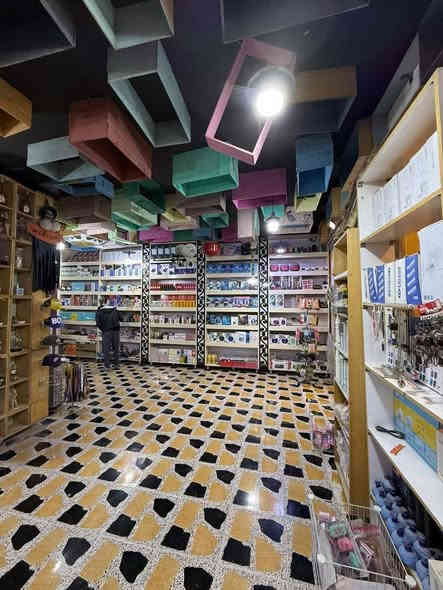 ✨ مكتبة للبيع 👇✨
📍 الموقع: #الكوت_حي_الحكيم

مقابل حسينية أبا الأحرار مباشرة

على الشارع العام 🚧📌– للبيع فرصة ذهبية للمستثمرين ✨

لعدم التفرّغ فقط، وليس لوجود أي مشكلة بالمحل 🚫

المحل جاهز للعمل من اليوم الأول ✔️

مشروع ناجح وخيره وفير بإذن الله 🙏💼

📚 محتويات المكتبة:

• قرطاسية متنوعة ✏️📒

• استنساخ وطباعة 📄🖨️

• هدايا وإكسسوارات 🎁✨

• خطوط وبطاقات شحن 📱

• جهازا كبس هويات 🆔

• جهاز سحب صور معاملات 📷

• جهاز تغليف ظهر الموبايل 📱✨

🛠️ أجهزة الصيانة:

• أجهزة صيانة كاملة وجاهزة للعمل 🔧⚙️

🏪 تجهيزات المكتبة:

• ديكور كامل وجاهز 🎨

• إعلان ضوئي باسم المحل 💡

• عاكسة + بطارية 🔋

• مكينتان للرصيد 💳

• هاتف خاص للمكتبة والخطوط ☎️

• بلازمة 🔌

• كاميرات مراقبة 🎥

• سبلت ❄️

• حاسبة 💻

• طابعتان Brother وجهين لاستنساخ الملازم 🖨️📚

📞 للاستفسار والتواصل:

*********** – ☎️📚
