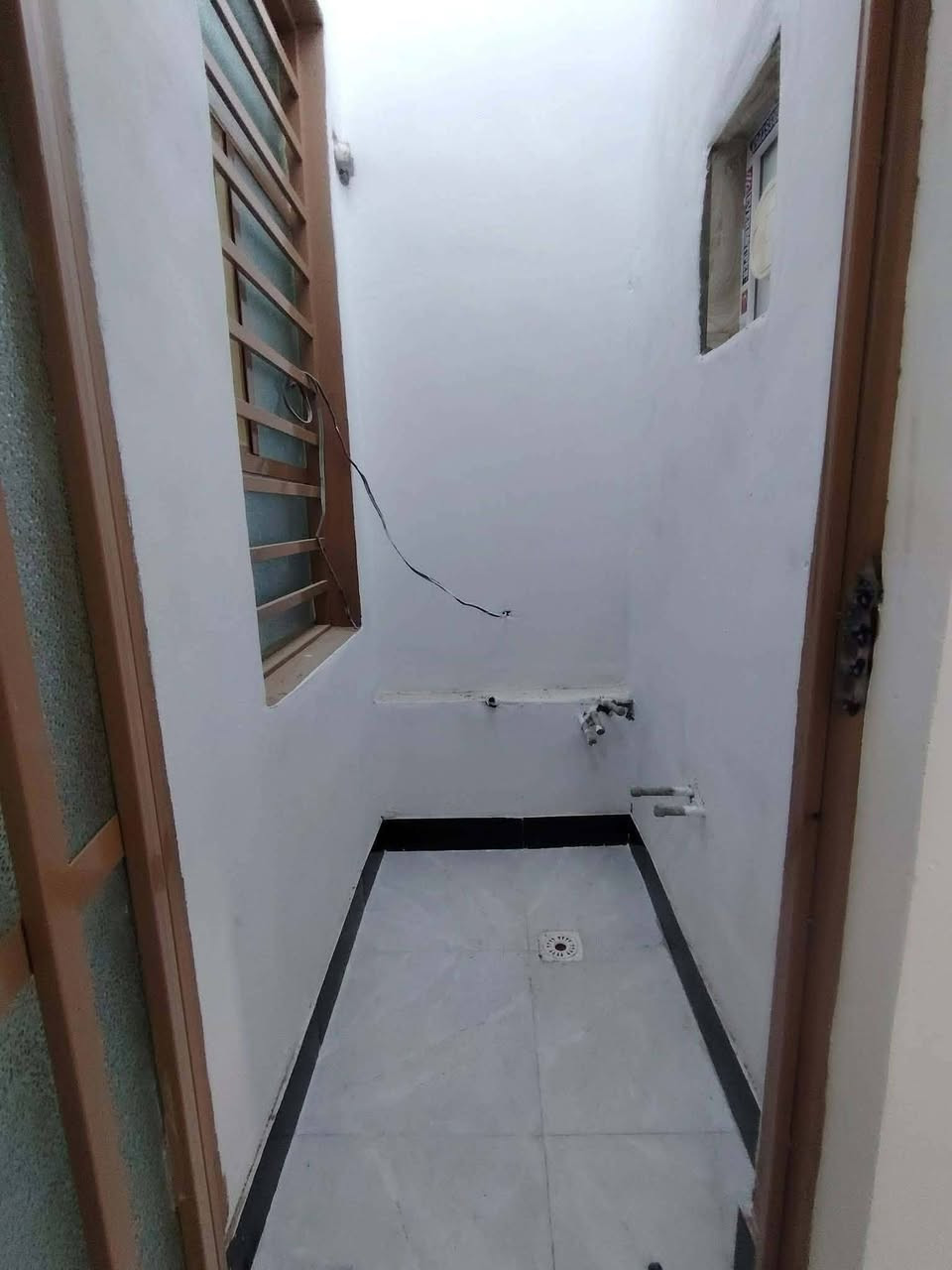 للبيع 50م
بناء جديد درجة اولى
طابو زراعي
عمود 317شارع الصب
الاستفسار واتساب ***********
