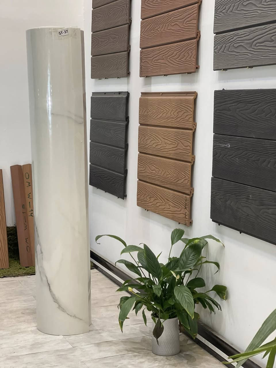 تفاصيل القطعة ارجو اكمال القراءة :

قياس القطعة ٣ متر طول عرضها ١٢٠سم
لاصق ذاتي منه وبي اشلع والزك 

يعمل على جميع الاسطح لبخ سواء مصبوغ او لا غير مصبوغ_ اسمنت ناعم_ سيراميك- جدار بي رطوبة 🎗

توصيل جميع محافظات العراق ٥ الف فقط  كل العراق موجود توصيل كل المحافظات توصيل ٥ الف 

ملاحظه اذا كان الطلب ١٠ قطع فما فوق التوصيل مجاني
***********
***********
بابل المسيب حي الموظفين مقابل معمل الحرير
