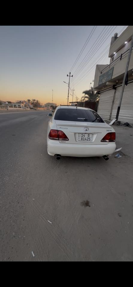 سلام عليكم شاهينا للبيع     شاصي 84  فتحه   اثلت   مزاد دخول جديد   تخم تاير جديد  مشط ايسر بلاد لكزز  داخل اسود   رقمي *********** عنوان البصره
