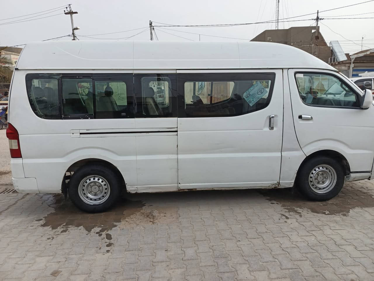 السلام عليكم شيري للبيع  2013السياره جاهزه من كلشي حد اديه خير من الله بس الطوبه الجوه السايق بيها طكطكه مكينه كير اكسن تخم تاير مكينه ففتي ثنين ونص مصفره هيئه بس ما مسجله ومرورعليها 600عارضهن الصور كبل اواجهك وي راعيهاالسياره حره السعر 60وبيها مجال الاتصال ***********مكاني نجف
