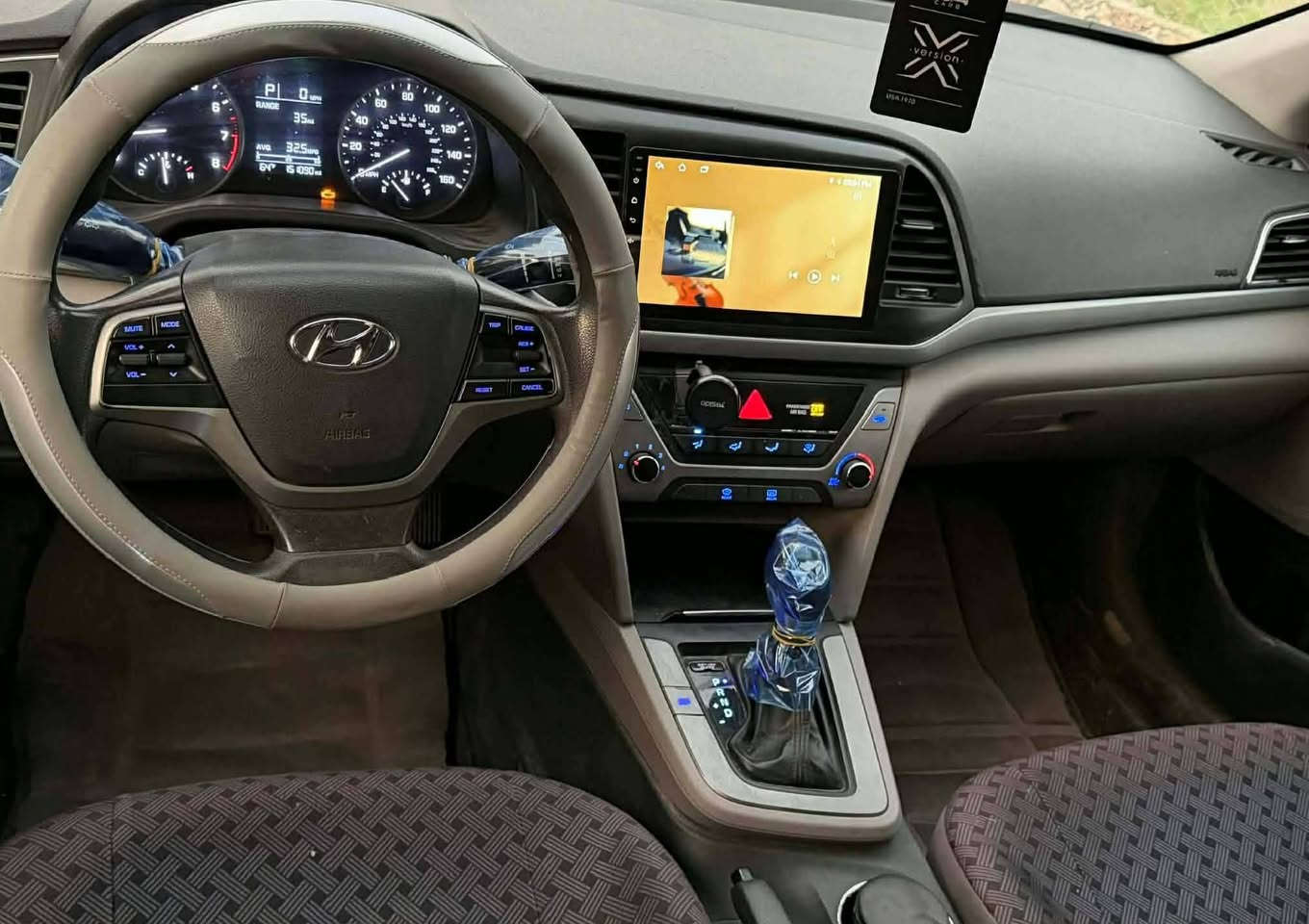 مستعجل على البيع النترا 17 للبيع السعر مناسب 105 وبيها مجال شراي اتصل بيك خير ودلل السياره قطعه وحده صبغ وبيها تكشير بصبغ تكشير بسيط وارد امريكي حادثها جاملغ خلفي ايسر بدون ايرباك واصل طاسه السبير وهنا بلعراق مبدلين طاسه مال السبير مواصفات عدا الفتحه بصمه تشغيل عن بعد تحديد مسار نقطه عمياء مكان السياره واسط صويره استفسار خاص


**إذا كنت صاحب هذا الإعلان وتريد حذفه لأي سبب، رجاءا أرسل رسالة إلى الدعم الفني**