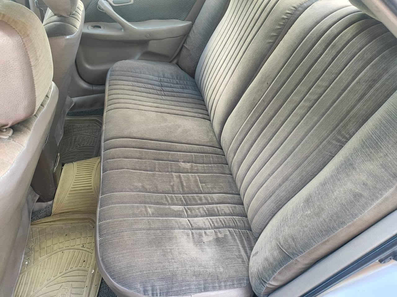 السلام عليكم اخوتي كامري موديل 2001 للبيع مكينه وكير خير من الله وارد امريكي لون ذهبي السياره جديده بمعنه الكلمه مال جناي 
مكينة 2200ابوالكف تبريد خير من الله 
رقم بغداد باسمي تحويل مباشر
العنوان الفلوجه 
السعر 88ورقه بيه مجال بسيط 
رقم الهاتف ***********
