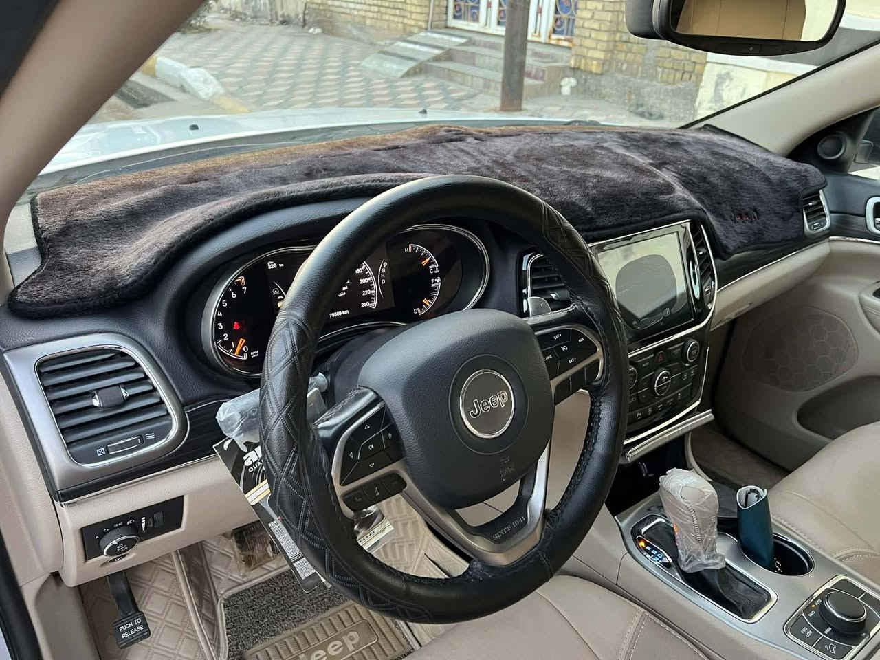 السلام عليكم
جيب شيروكي لمتد بلاص فول مواصفات وارد خليجي كفاله عامه جاهزه للاخير محرك حداده كير تخم تاير موديل 2020 ماشيه 62 مايل رقم الهاتف ***********
