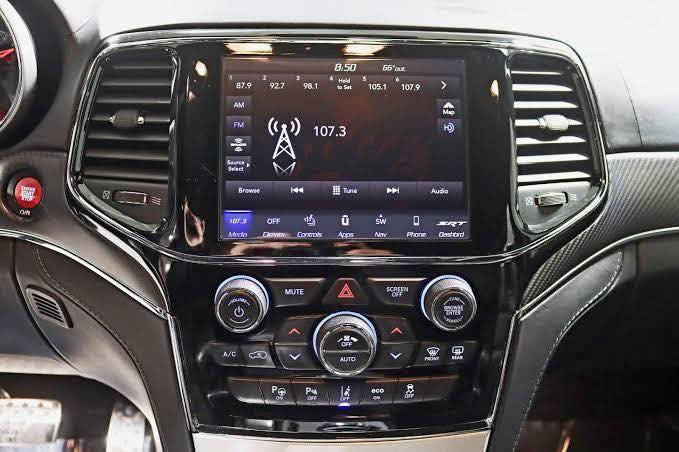 متوفر خليجي وامريكي
وشرط انظف شاشات بالسوك نظافة ١٠٠٪؜

شاشات جيب كراند شيروكي
الاصلية الوكالة موديل ٢٠٢٠
ترهم للموديلات الاقل

شاشة+عقلهة+وايراتهة+

العرض مناسب

#jeep #ram #dodge #chrysler

مركز المهندس همام
بغداد-سريع مطار المثنى


**إذا كنت صاحب هذا الإعلان وتريد حذفه لأي سبب، رجاءا أرسل رسالة إلى الدعم الفني**