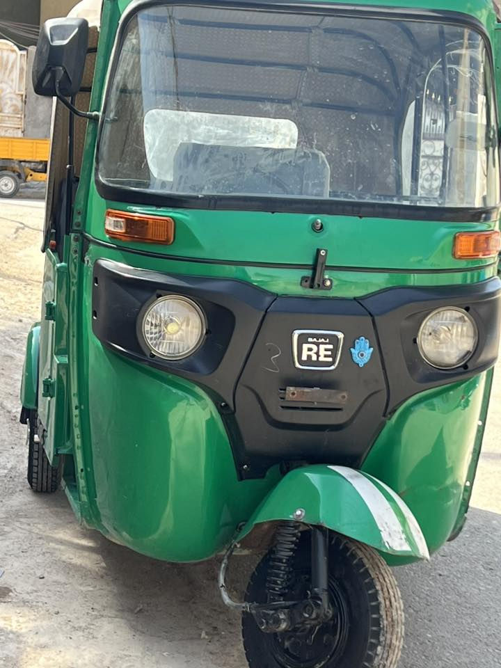 سلام عليكم تكتك للبيع موديل 22 شهر 12 تكتك خير من الله ضربتهه فقط لغد وذربه خفيفه موضحه بل صوره رقم بابل المكان سكنتريه الرقم ***********
