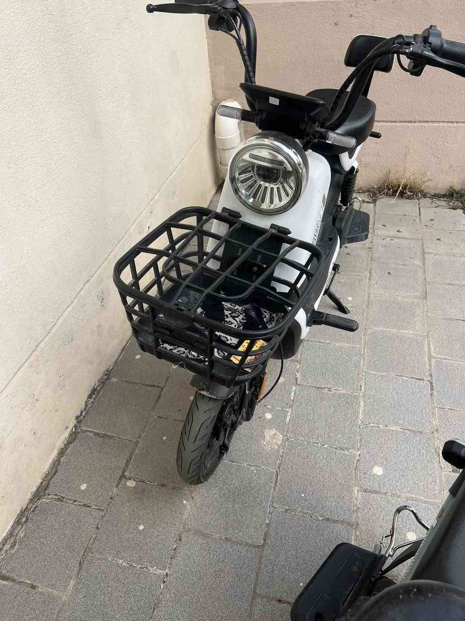 للبيع دراجة شحن نوع الريان
حجم 14
للاستفسار
***********
