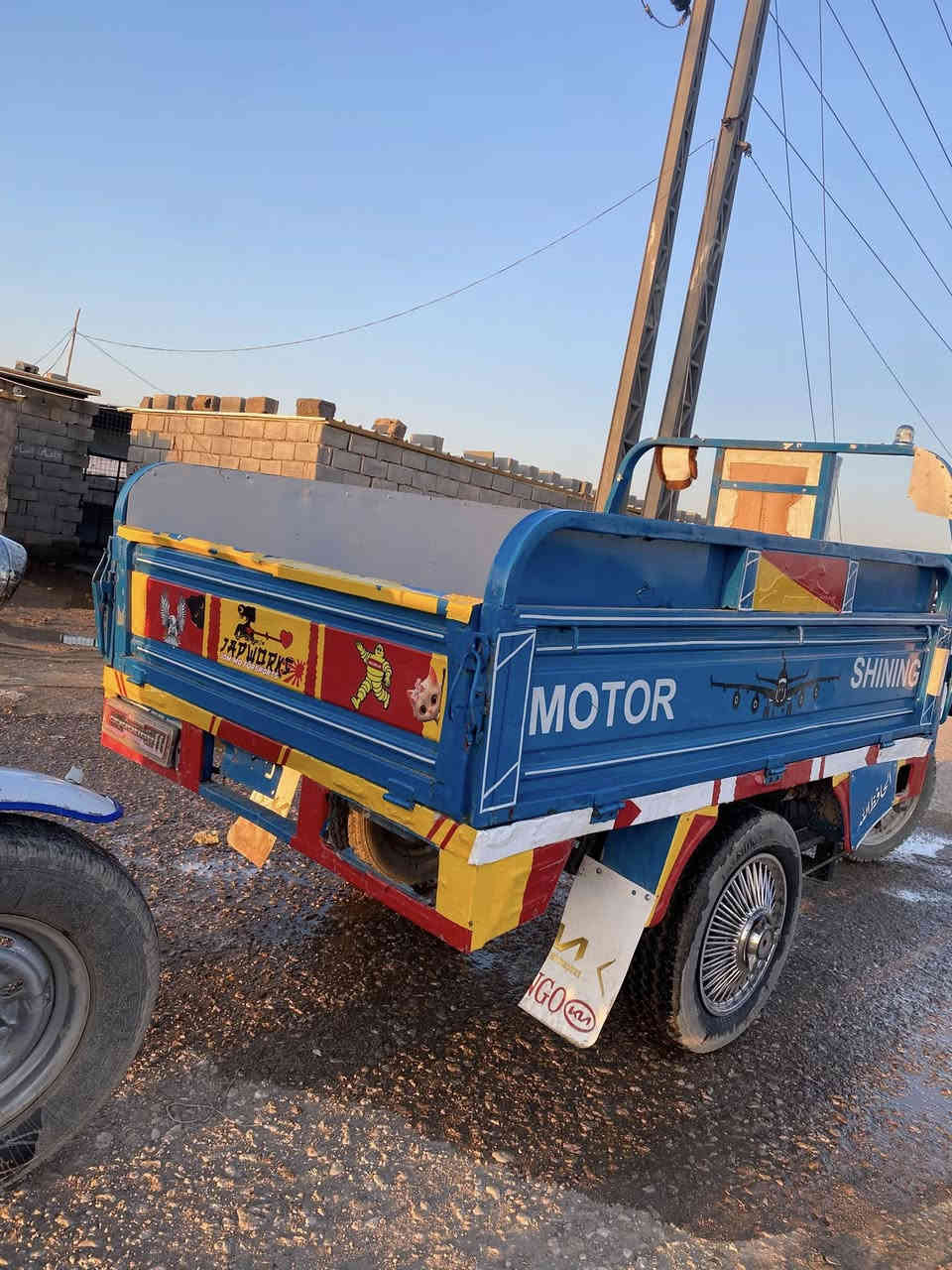 السلام عليكم ستوتات ٢ للبيع الزركه ب مليون و٤٠٠ والبيضه بمليون و٦٠٠ اوراق اصولي البيض محرك كارتون ماعوزهن اي شي وهاذا رقمي ***********
