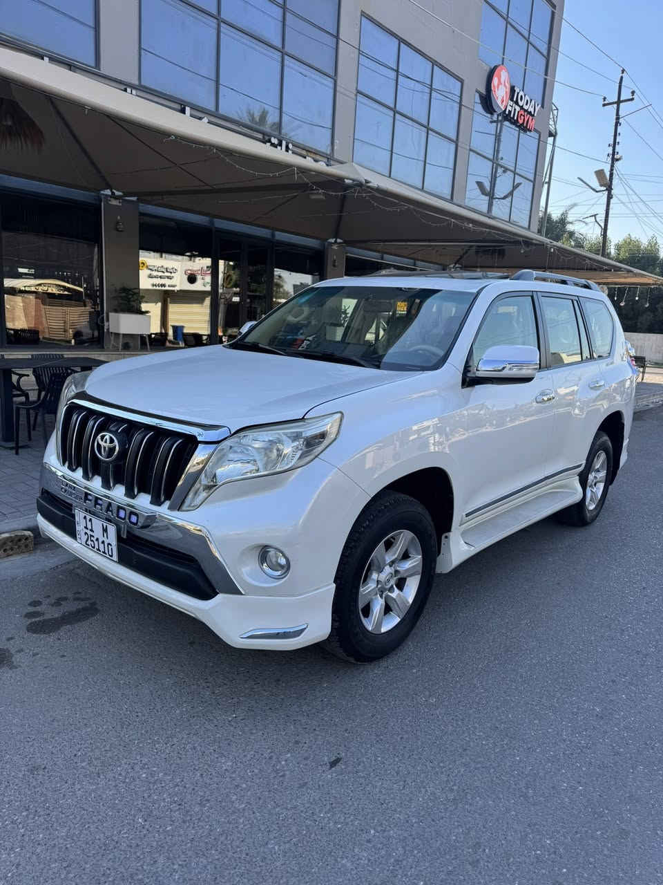 برادو 2014 فول مواصفات TXL
برادو موديل 2014 شركة ساز ياباني اصلي 7 راكب فئة TXL 
محرك 6 سلندر حجم 4000 المرغوب
سيارة اعتمادية مكينة وكير على وضع الشركة سيارة مكفولة كفالة عامة
صدر وحدادية امامي وخلفي كله جديد اصلي وكالة تخم تايرات جديد برجستون ياباني سيارة دينار متصرف عليها
رقم بغداد الجديد هزة جديدة سنوية باسمي تحويل مباشر

السعر 320 $ وبيها مجال

مكان السيارة بغداد حي الجامعة
*********** غيث الكبيسي
