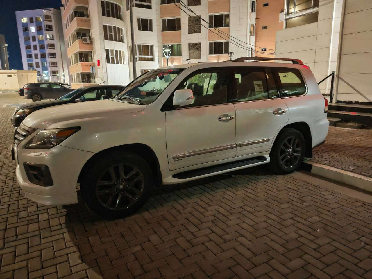 سلام عليكم
لكزس موديل 15
انظف واجدد لكزس بهذا الموديل 
ماشية 65الف حقيقي
مكفولة كفالة عامة من كلشي
داخل مشمشي
كلشي بيها بلادي وشغال
جكات
تخم تاير جديد
رقم بغداد بأسمي
مكاني بغداد
السعر خاص او اتصال
***********
