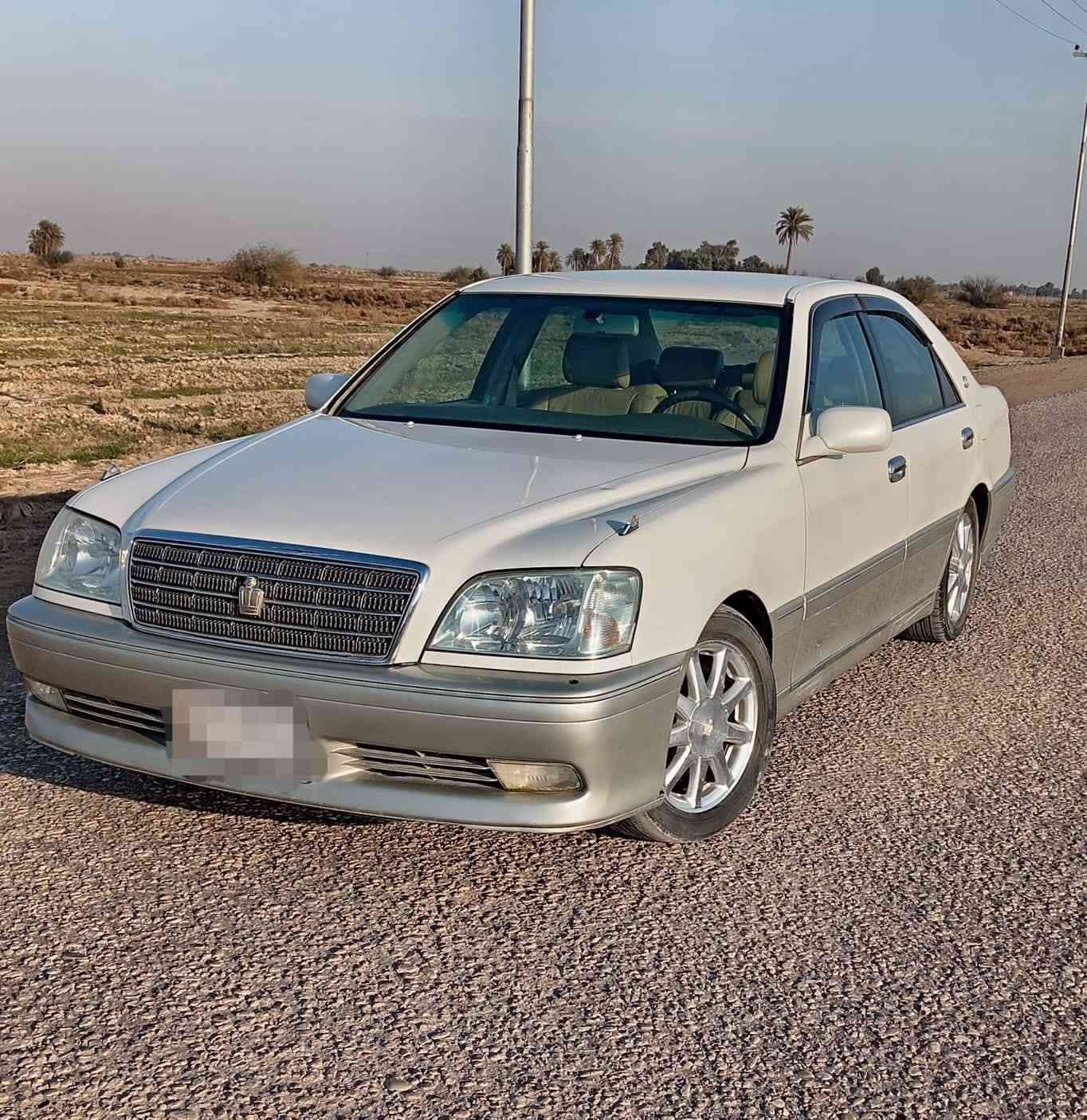 سلام عليكم للبيع
ملكه 2003 أدوات 
السياره مكفوله من الكص
السعر 60 ورقه وبيها مجال
السياره  بحاله الشركه مخزونه
اللون خضراوي
3 دكم اكرستال
برده خلفيه
4 كشنات كهرباء
ستيرن كهرباء
كشنات جلد لون بيجي
محرك D4 الكبير 
للمكان الديوانيه
***********
